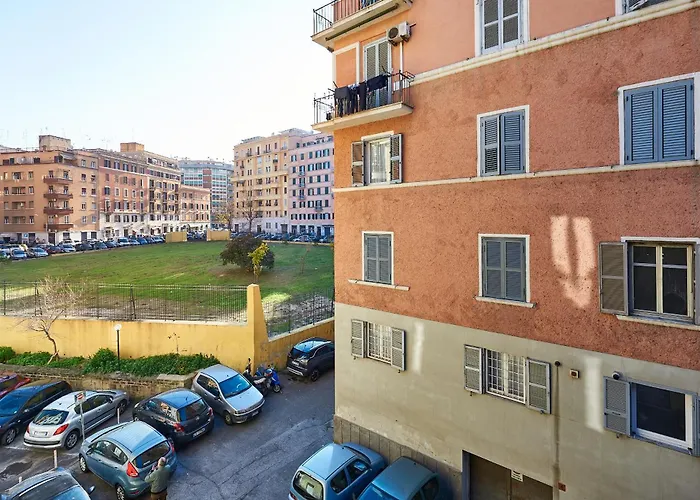 Modern & Bright - 10 Min Colosseum - Metro San Giovanni